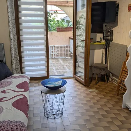 200m De La Appartamento